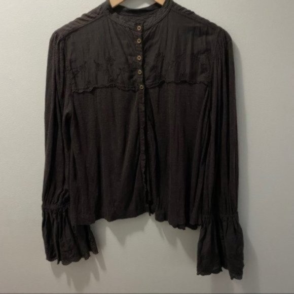 Free People Black Anthracite Peasant Blouse Bell Sleeve Flowy Top Boho Grunge - Picture 8 of 11